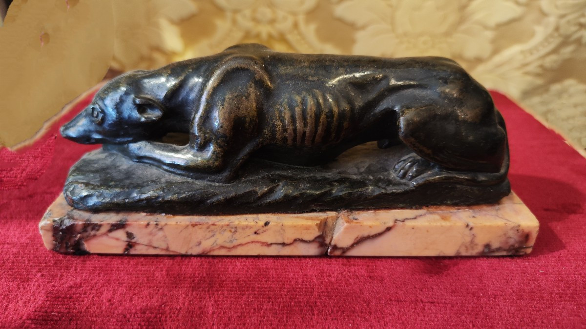 lévrier en bronze
