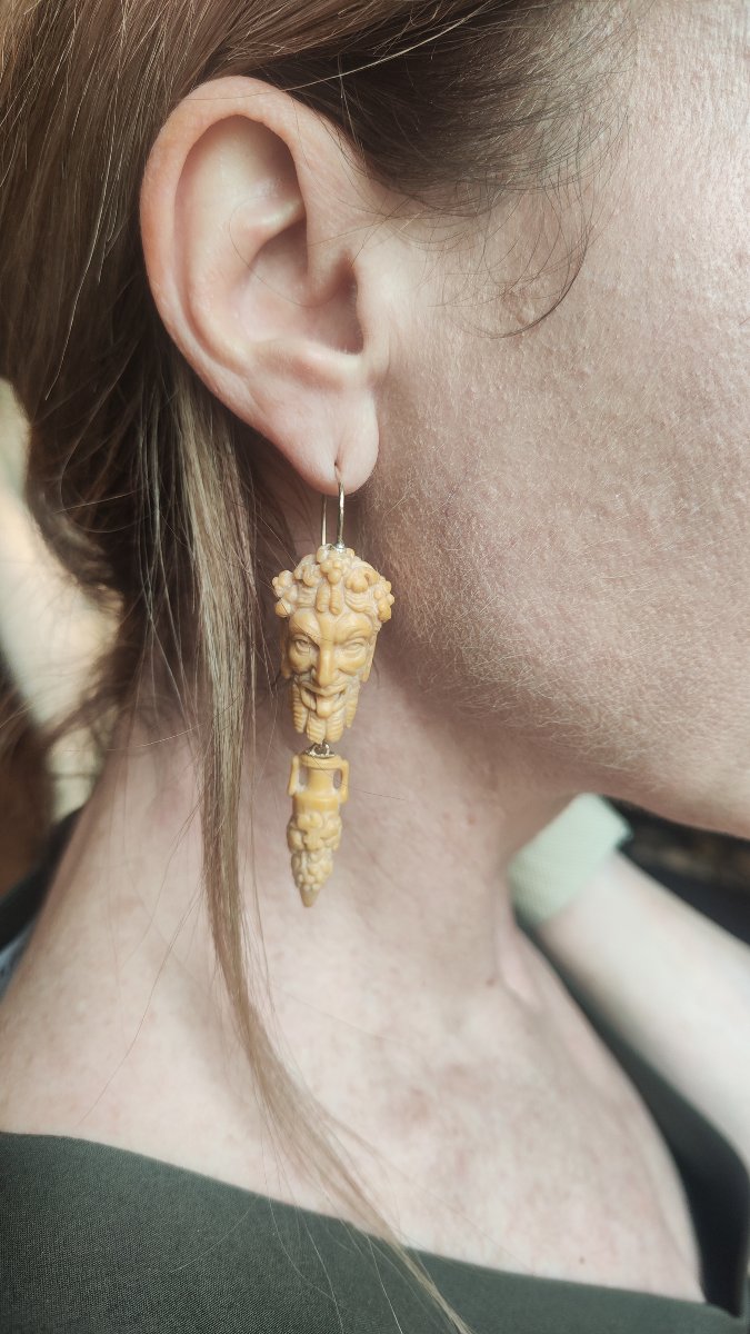Grand Tour Pair Of Earrings -photo-3