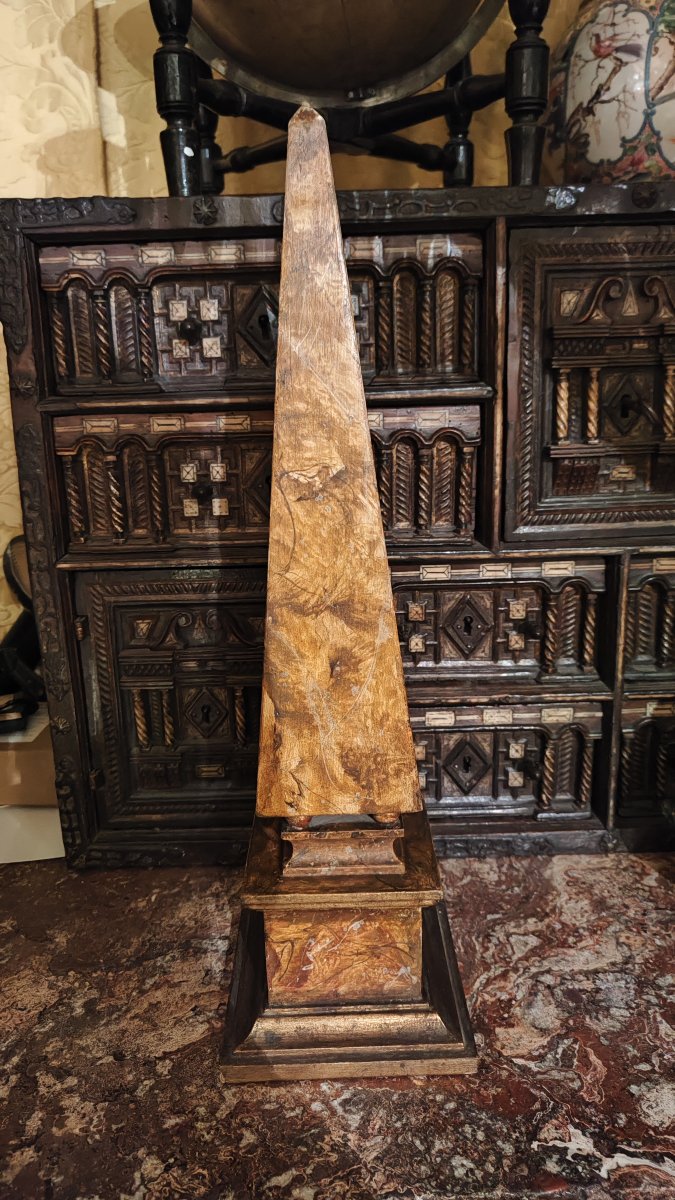 Grand Tour  Obelisk