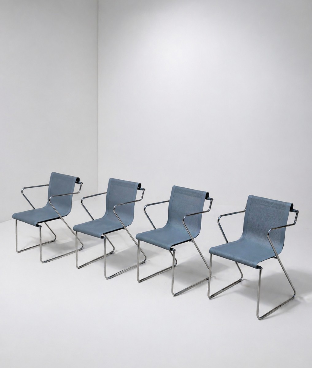 Suite de fauteuils “Monopli” par Pietro Arosio Design italien