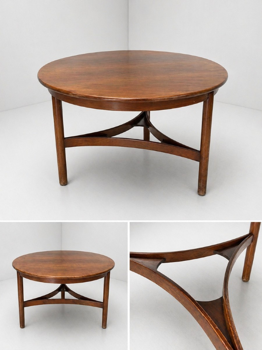 Cassina Round Dining Table 20th Century Italian Design