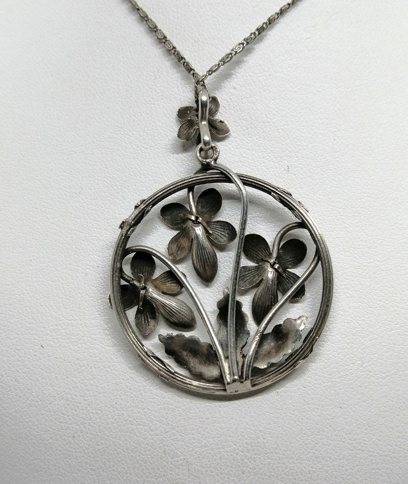 Pendentif Argent, Rond , Ajouré, Motif De Violettes Et Feuillage, 1900, Art Nouveau.-photo-3