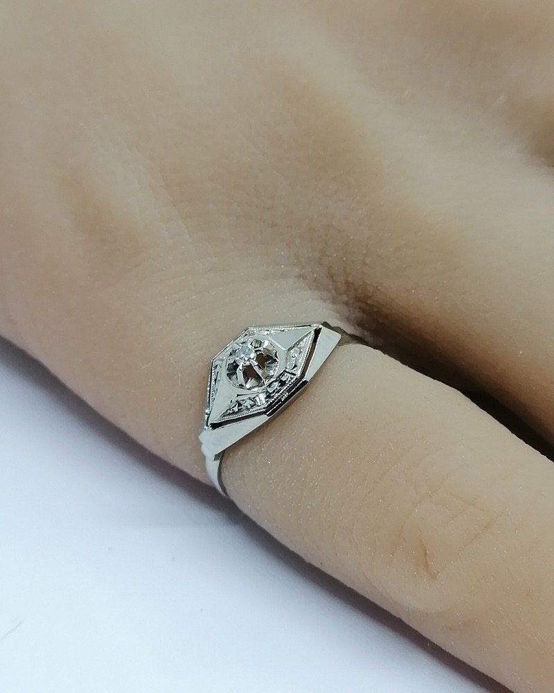 Bague Or Gris, Petit Modèle Art Déco, Avec Diamant, 1930.-photo-4