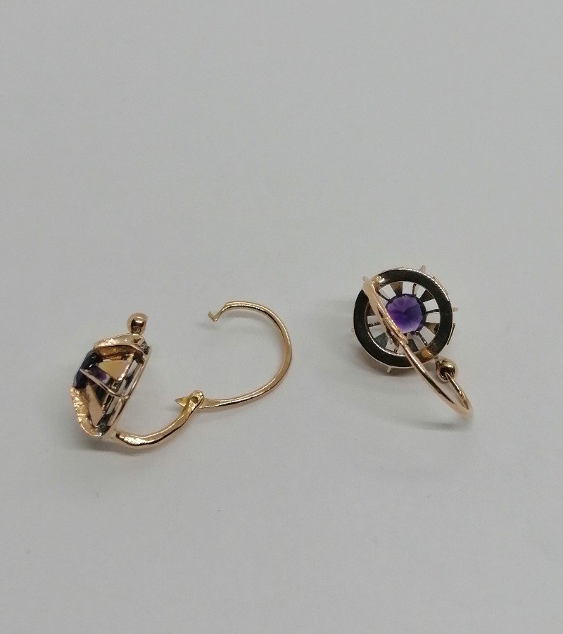 Paire De Boucles d'Oreilles En Or Rosé, Au Centre Améthystes Facettées, Vers 1900-20.-photo-2