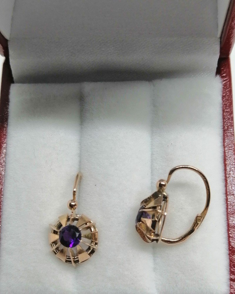 Paire De Boucles d'Oreilles En Or Rosé, Au Centre Améthystes Facettées, Vers 1900-20.-photo-3