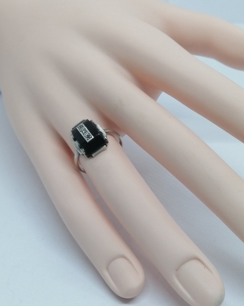 Silver Ring, Custom-cut Onyx And Set With Diamond Roses, Art Deco Structure.-photo-1