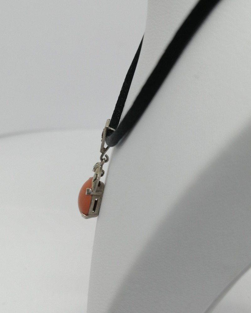 Pendentif argent massif, marcasites et cabochon de corail, vers 1920.-photo-3