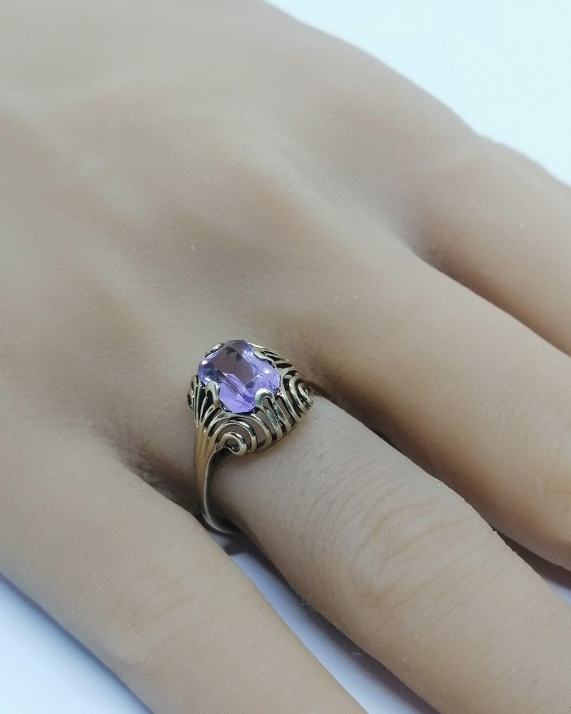 Bague alliage d'or 8ct, avec améthyste naturelle facettée, vers 1900-20.-photo-4