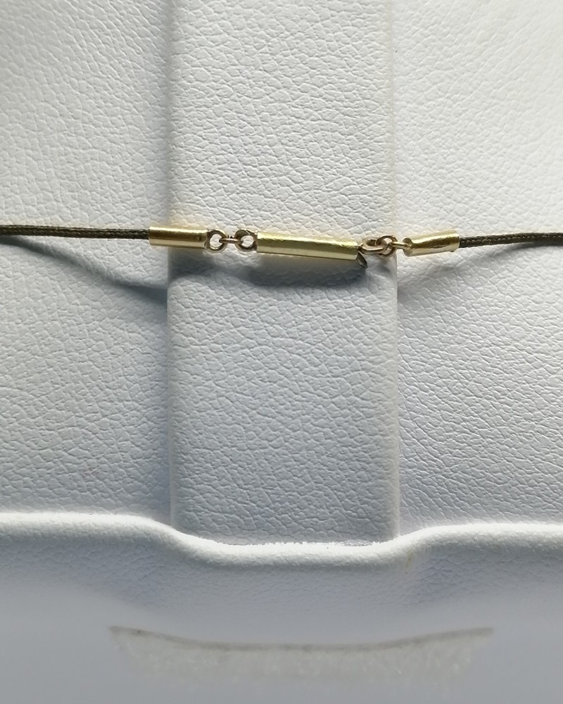 Petit collier en or, croix émaillée et monture en cheveux tressés, Epoque Empire,1809-1819.-photo-1