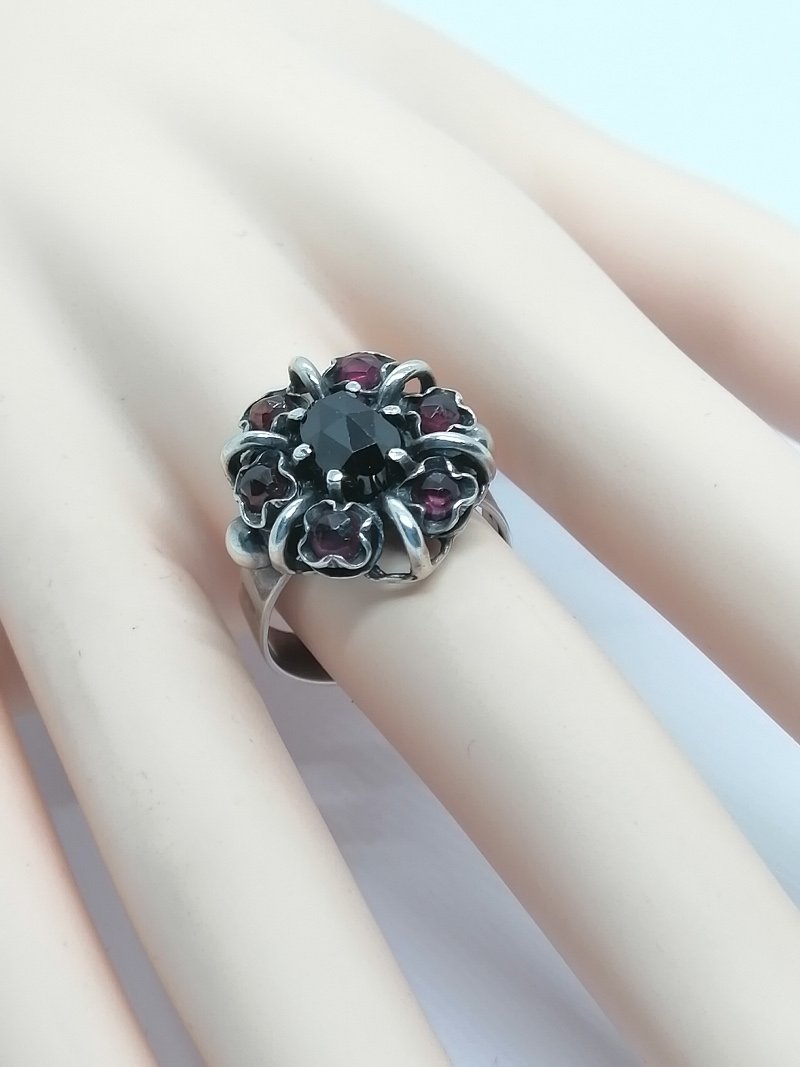 Silver Ring, Flower-shaped, Set With Natural Garnets, 1940–60.-photo-4