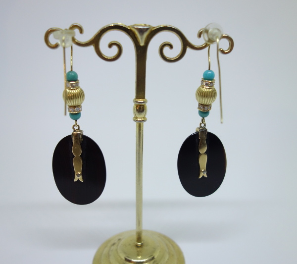 Boucles d'Oreilles Pendantes 1900, en Or , Onyx, Turquoises, Diamants et Perles fines.-photo-4