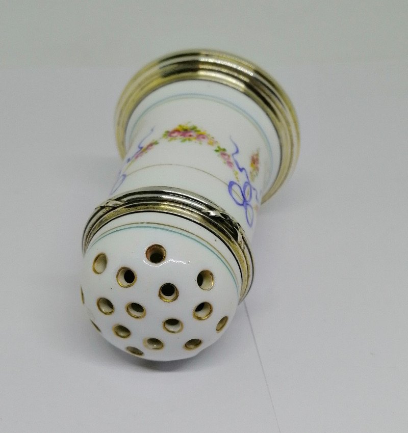 Porcelain And Silver Sprinkler, Vermeil.-photo-2