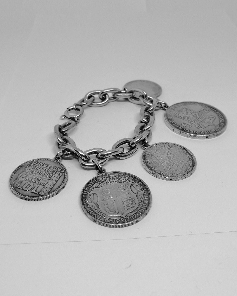Bracelet Argent, Avec Grosses Pièces De Monnaies En Breloques.-photo-4