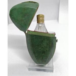 Crystal And Gold Salt Or Swoon Bottle With Its Shagreen Case, Circa 1809.