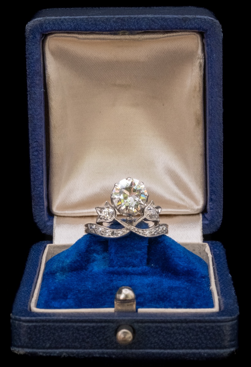 Duchess Ring In Gold And Platinum