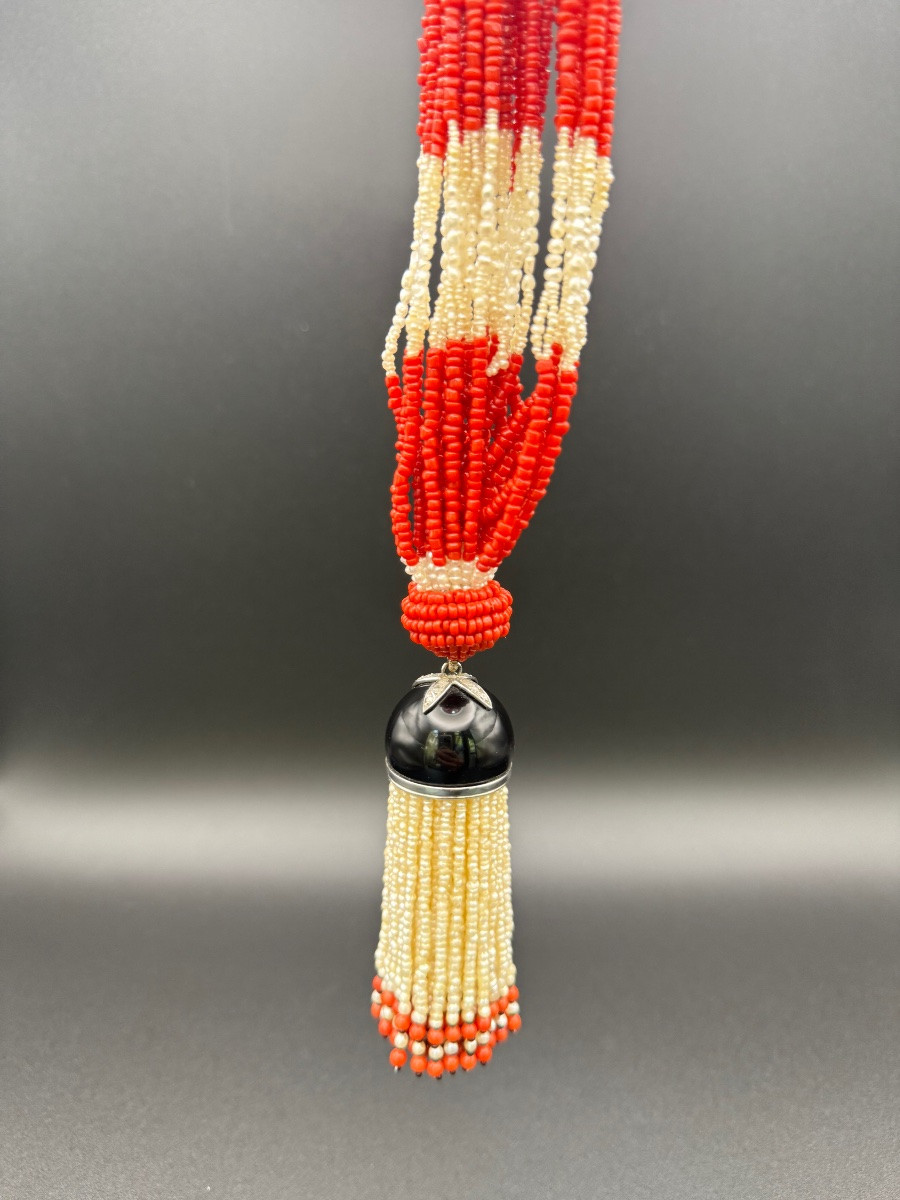 Important sautoir en perles et corail.-photo-1