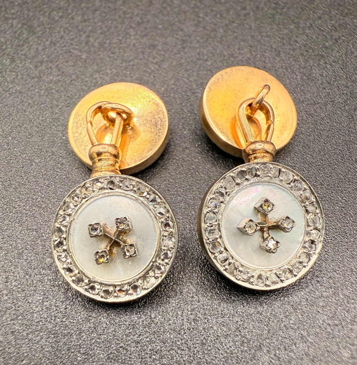 Pair Of Gold Collar Buttons – 1900s Period.-photo-2