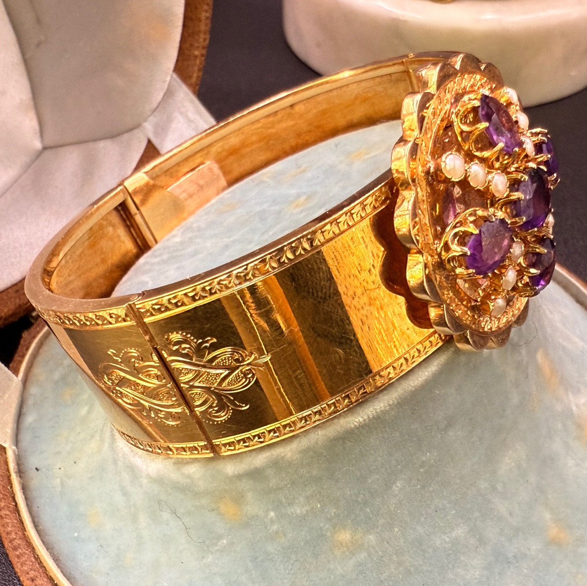 Napoleon III Set – 18-carat Yellow Gold, Amethysts & Fine Pearls -photo-5