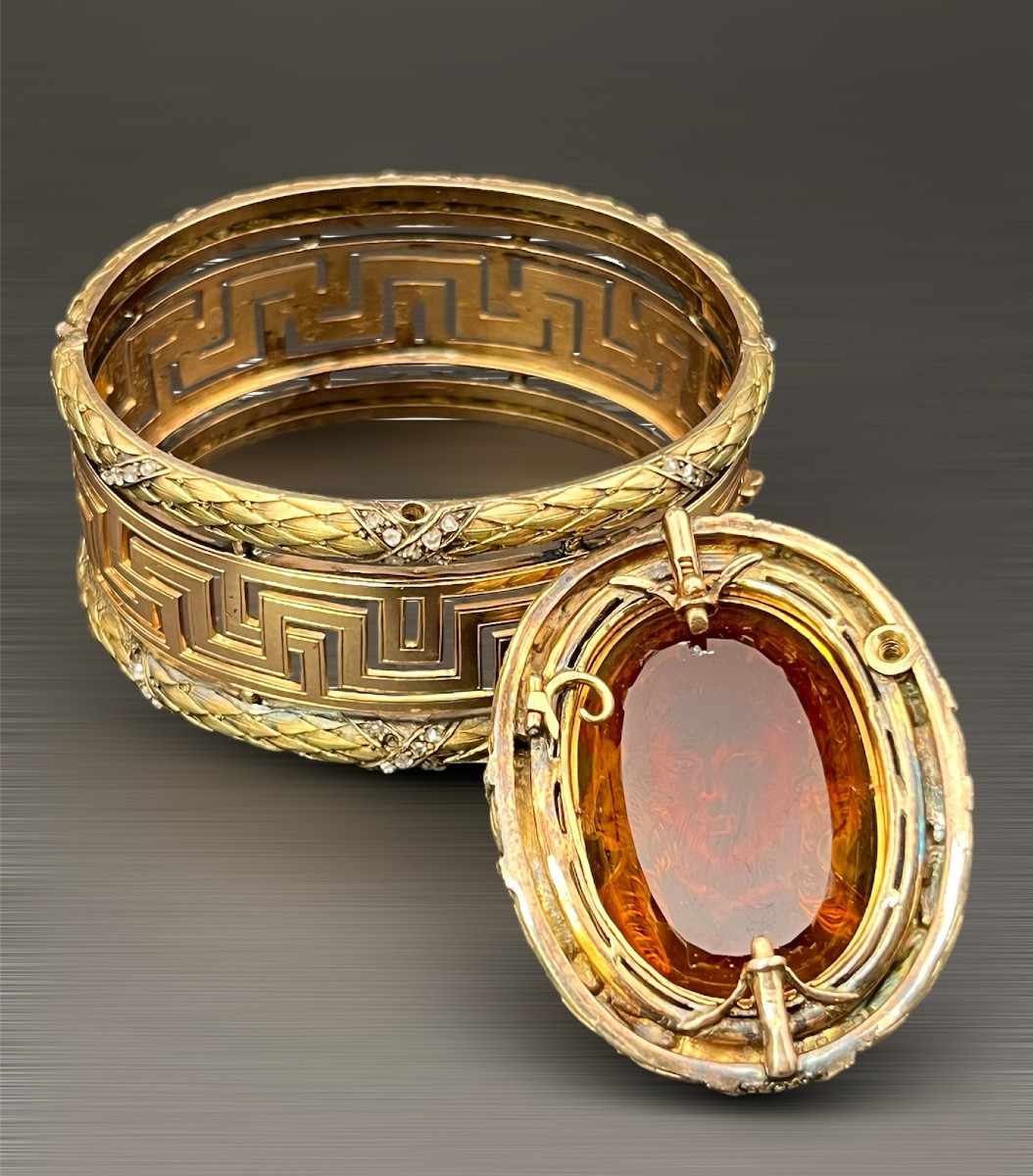 Bracelet transformable en broche – Époque Napoléon III – Or, citrine, diamants roses.-photo-4