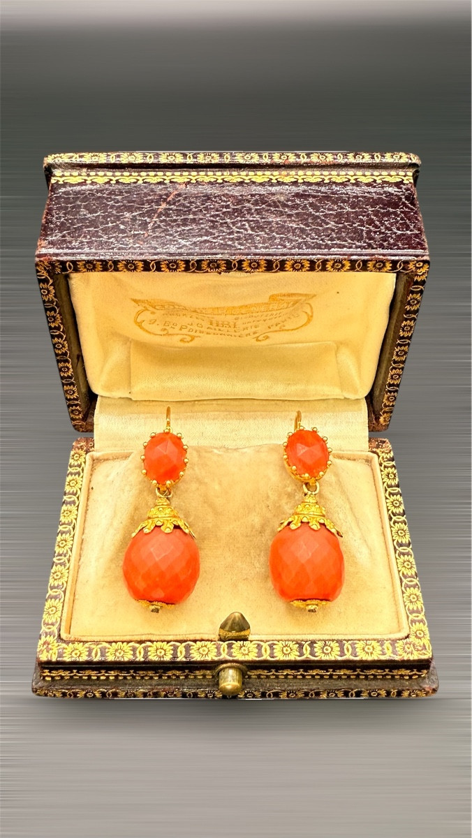 18-carat Gold And Faceted Coral Sleeper Earrings – 1840s Period.