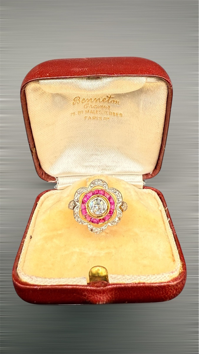 Bague Art Déco en or 18 carats – France, vers 1920