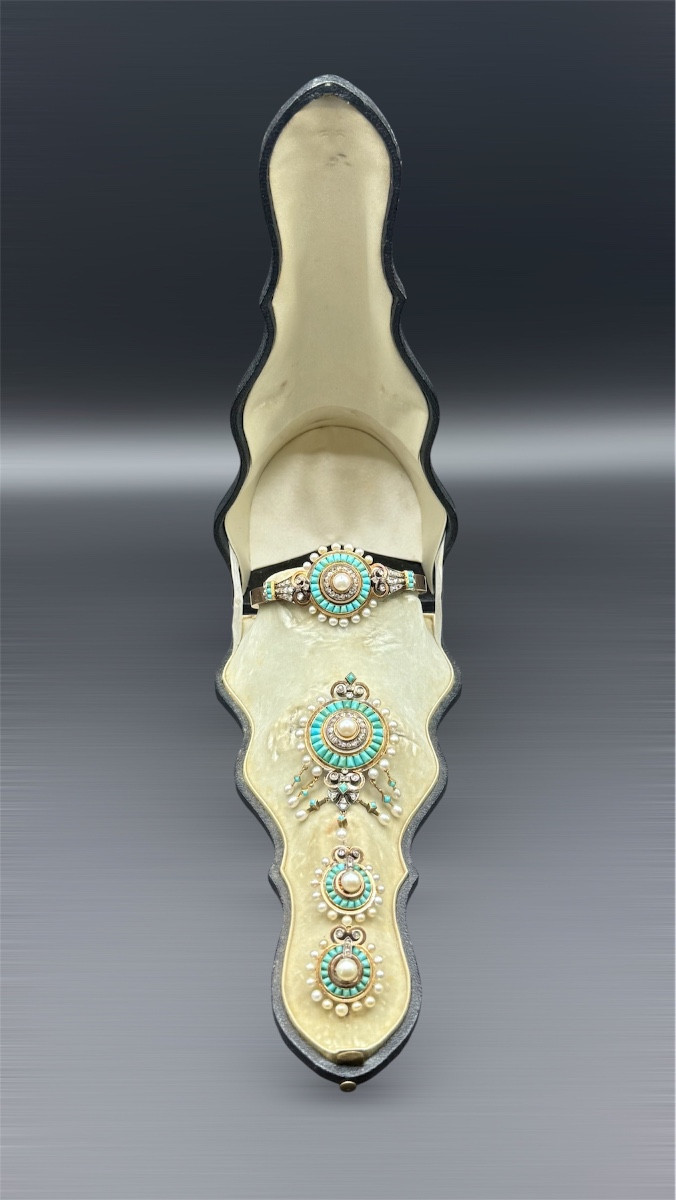 Parure Napoléon Ill en or, turquoise, diamants et perles - XIXe siècle