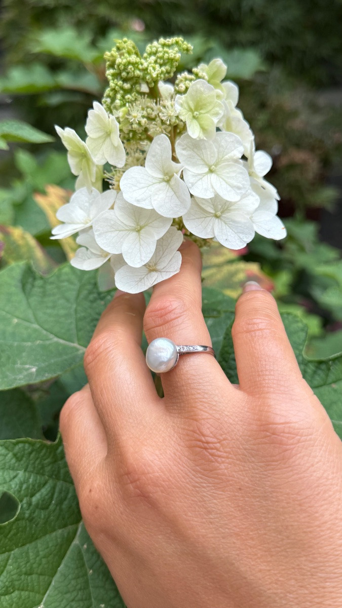 Bague Belle Époque en or gris et platine, sertie d'une perle fine.-photo-1