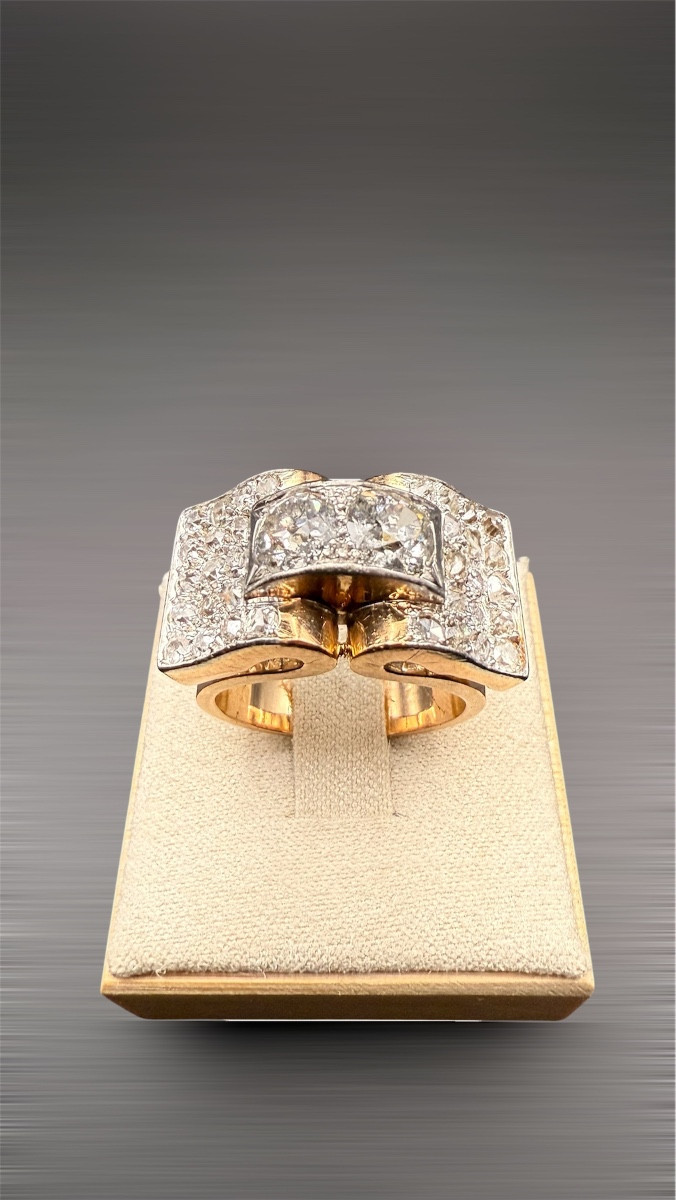 Bague Tank “Pont à livre ouvert” en or 18k et diamants – vers 1940
