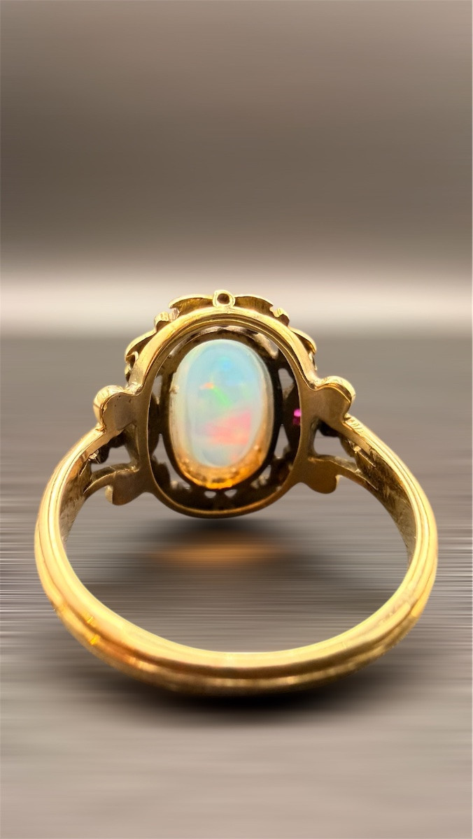 18-carat Gold Ring Set With A Cabochon Opal – Circa 1880-photo-4