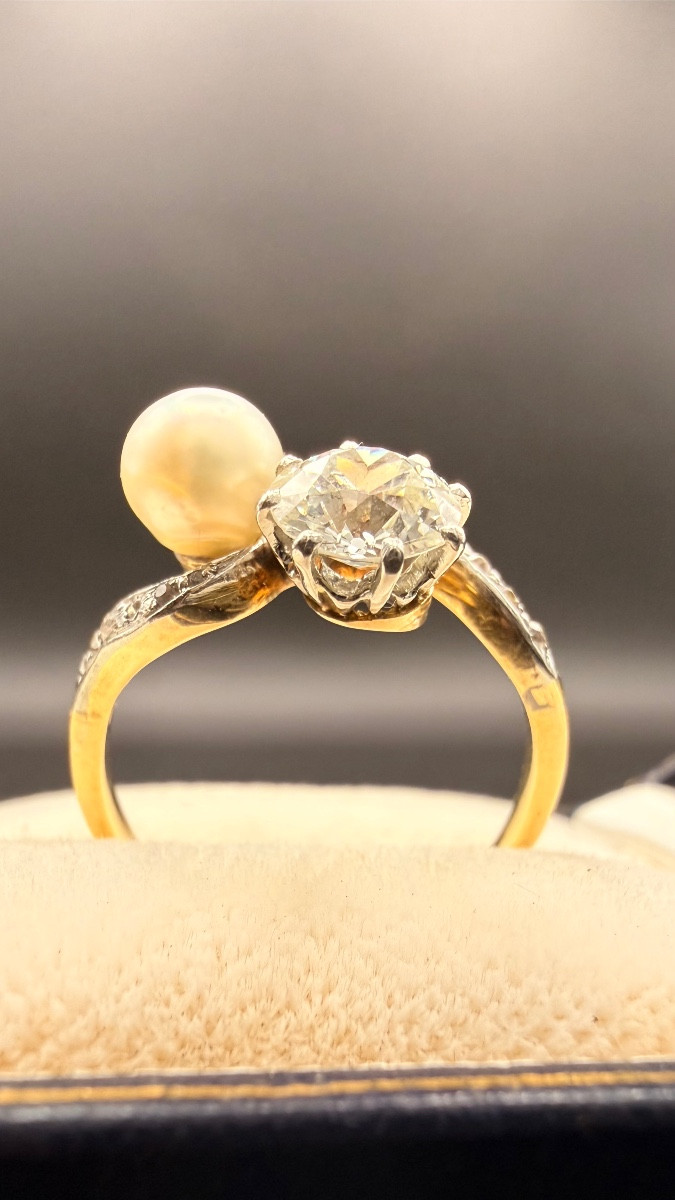 Art Nouveau "toi Et Moi" Ring In 18-carat Gold, Diamond And Pearl.