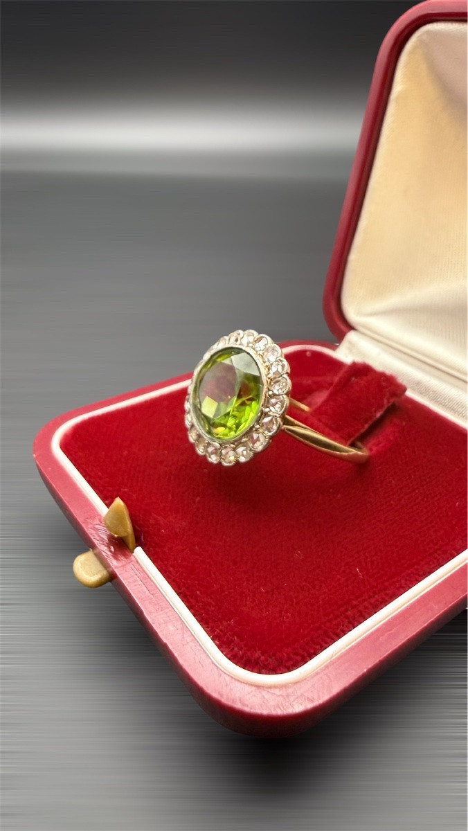 Belle époque Ring In 18-carat Gold, Peridot And Rose-cut Diamonds.-photo-3