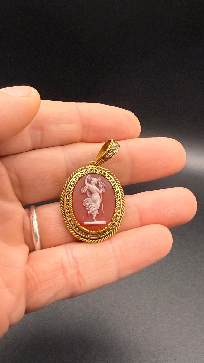 Camée en or 18 carats – broche et pendentif-photo-3