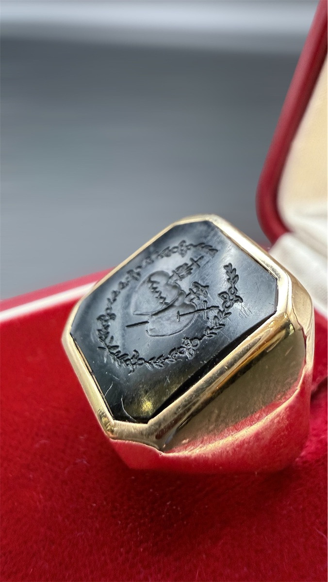 Chevalière en or 18 carats, onyx gravé – vers 1950.-photo-3