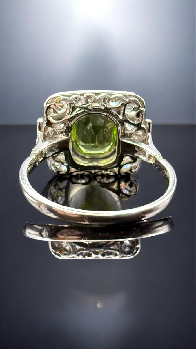 Bague Art Déco en platine, péridot et diamants-photo-4