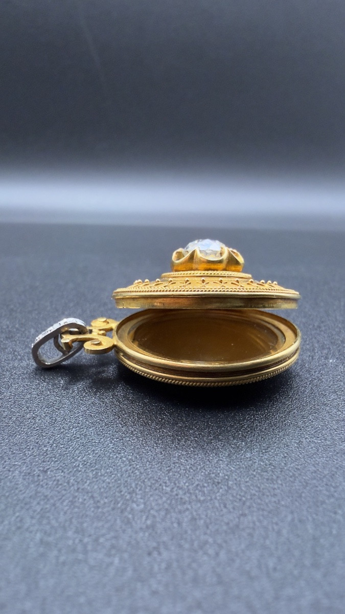 Pendentif ouvrant Napoléon III en or et diamant ancien ~1,5 ct-photo-4