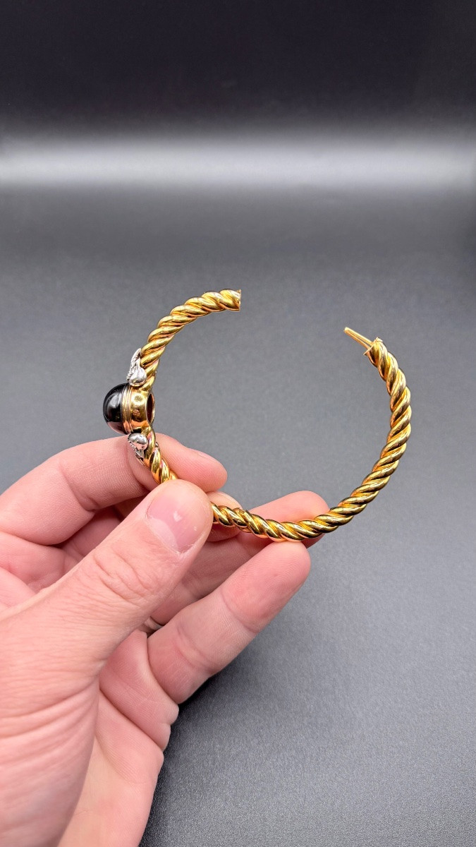 Twisted Link Bracelet In 18-carat Gold, Cabochon Garnet And Diamonds-photo-1