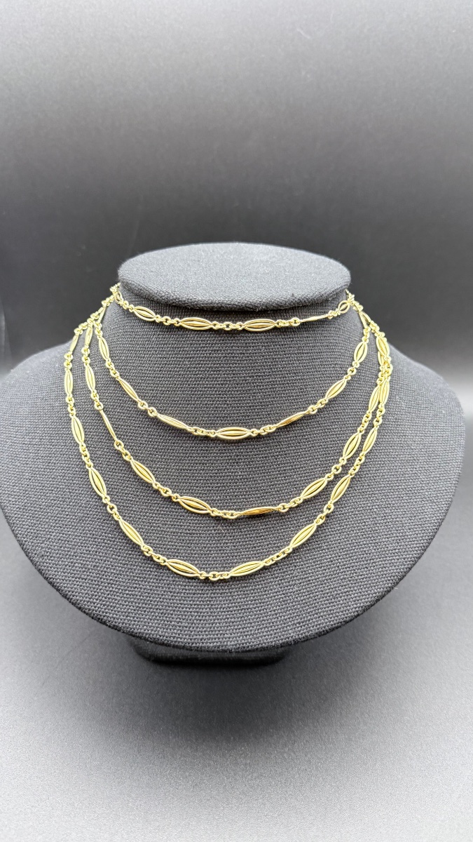 Sautoir In 18-carat Yellow Gold.