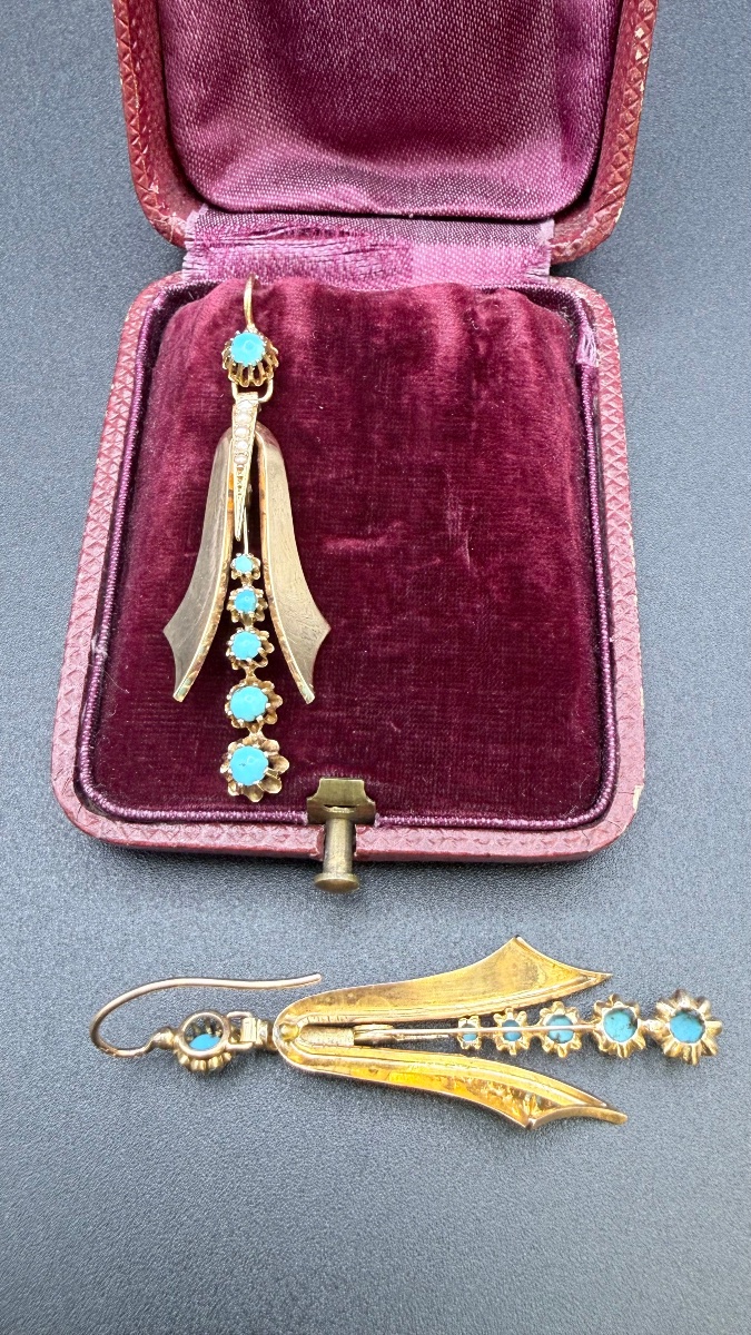 Paire de boucles d’oreilles Napoléon III en or 18 carats, turquoises et perles fines.-photo-4