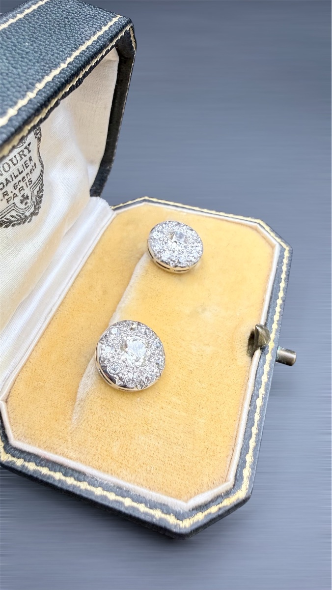 Boucles d’oreilles Art Déco en or blanc 18 carats et diamants.-photo-1