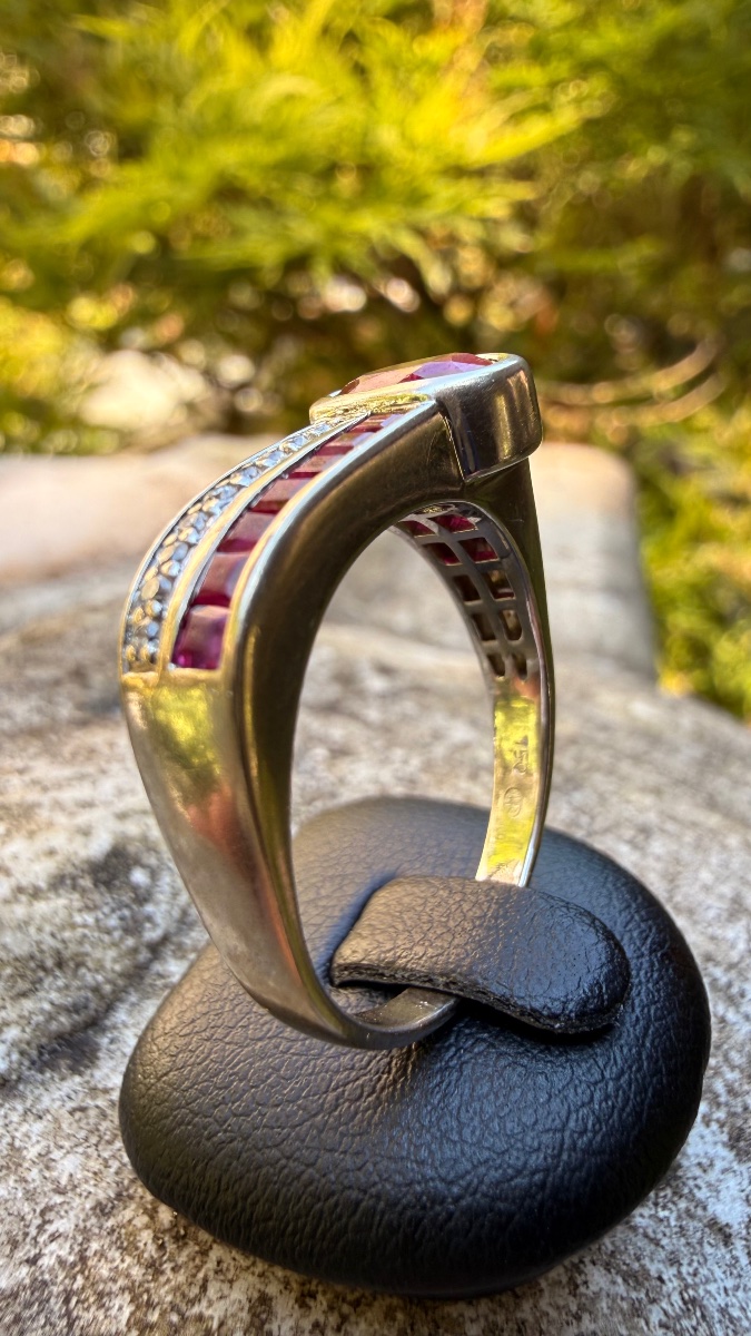 Art Deco Ruby & Diamond Ring – 18-karat White Gold.-photo-1