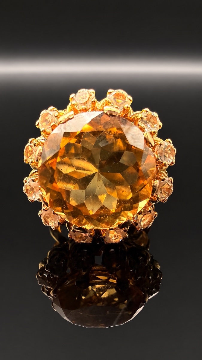 Vintage Citrine And Colorless Sapphire Ring – 18-karat Gold.