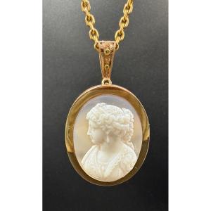 Antique 18k Gold Cameo – Pendant And Brooch.
