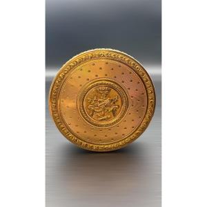 Louis XVI Box In 18 Carat Gold – Three Golds. 