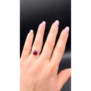 Contemporary Gold Ring Set With A Certified Natural Ruby – Diamonds.