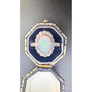 Belle époque Daisy Ring In 18-karat Gold, Opal, And Diamonds.
