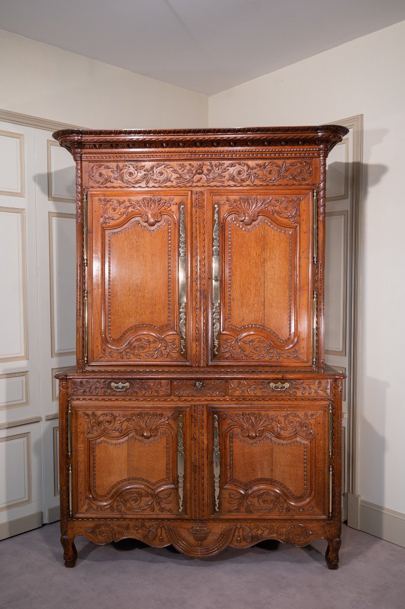 Buffet Two Bodies Of Norman Wedding, Virois