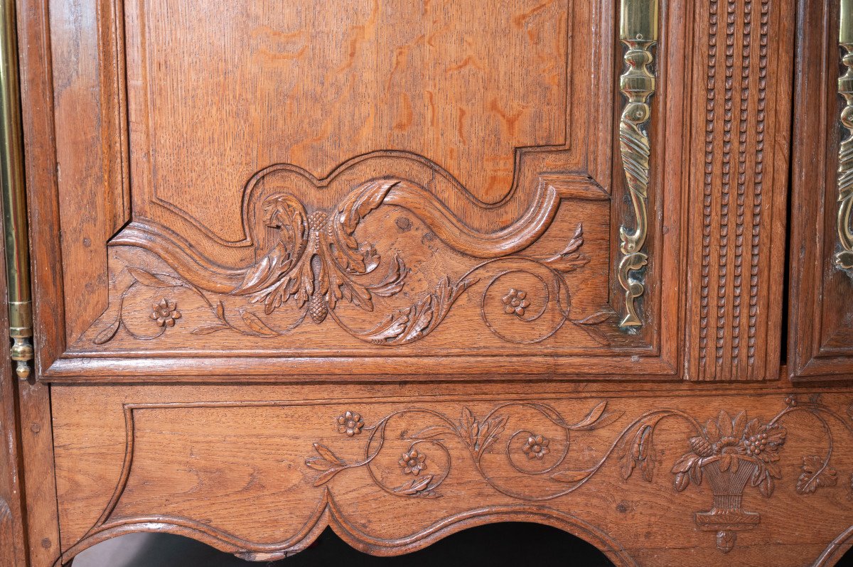 Norman Low Buffet In Carved Oak-photo-5