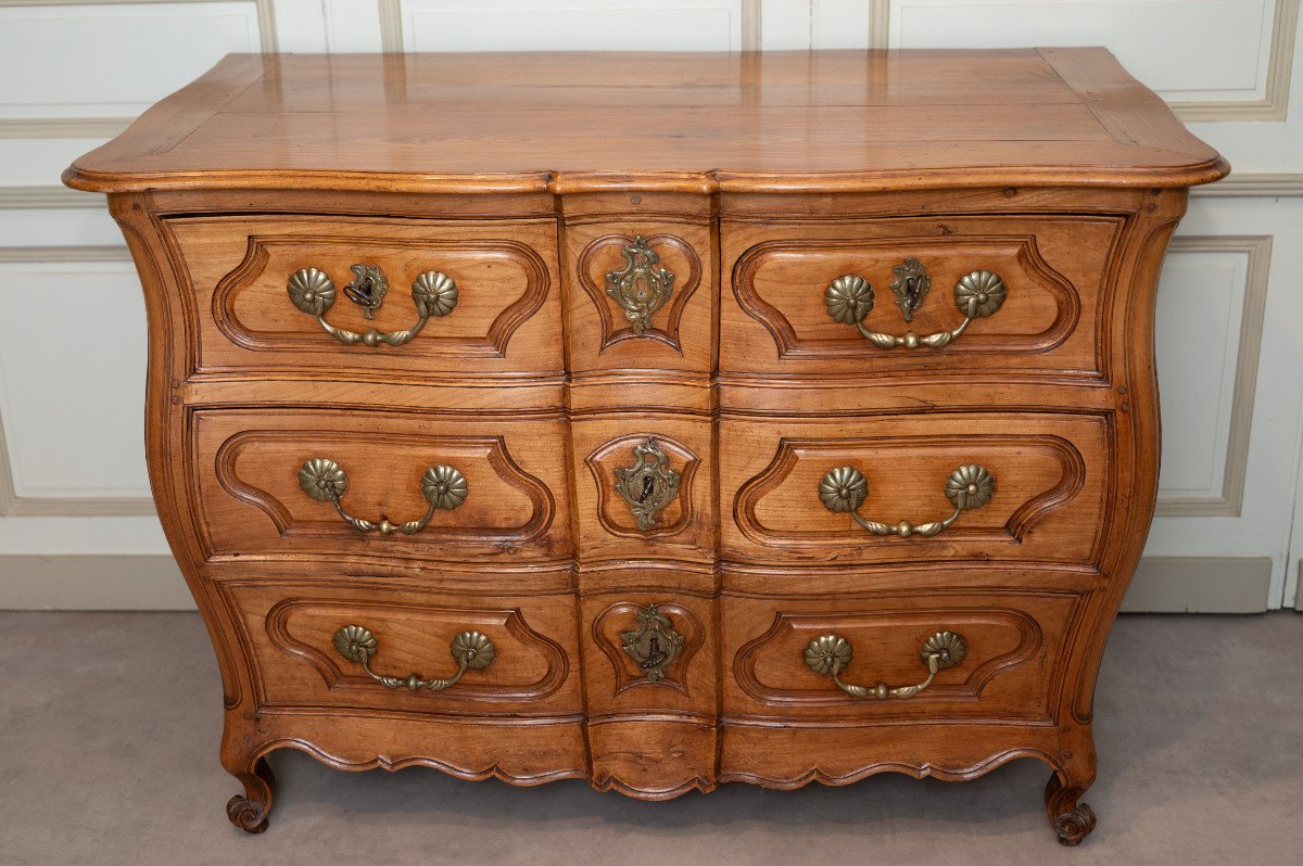 Small 18th Century Tomb Commode