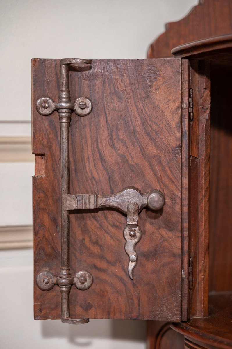 Walnut Corner From The South Of France-photo-3
