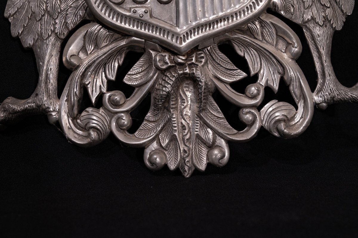 Coat Of Arms With Coat Of Arms-photo-4
